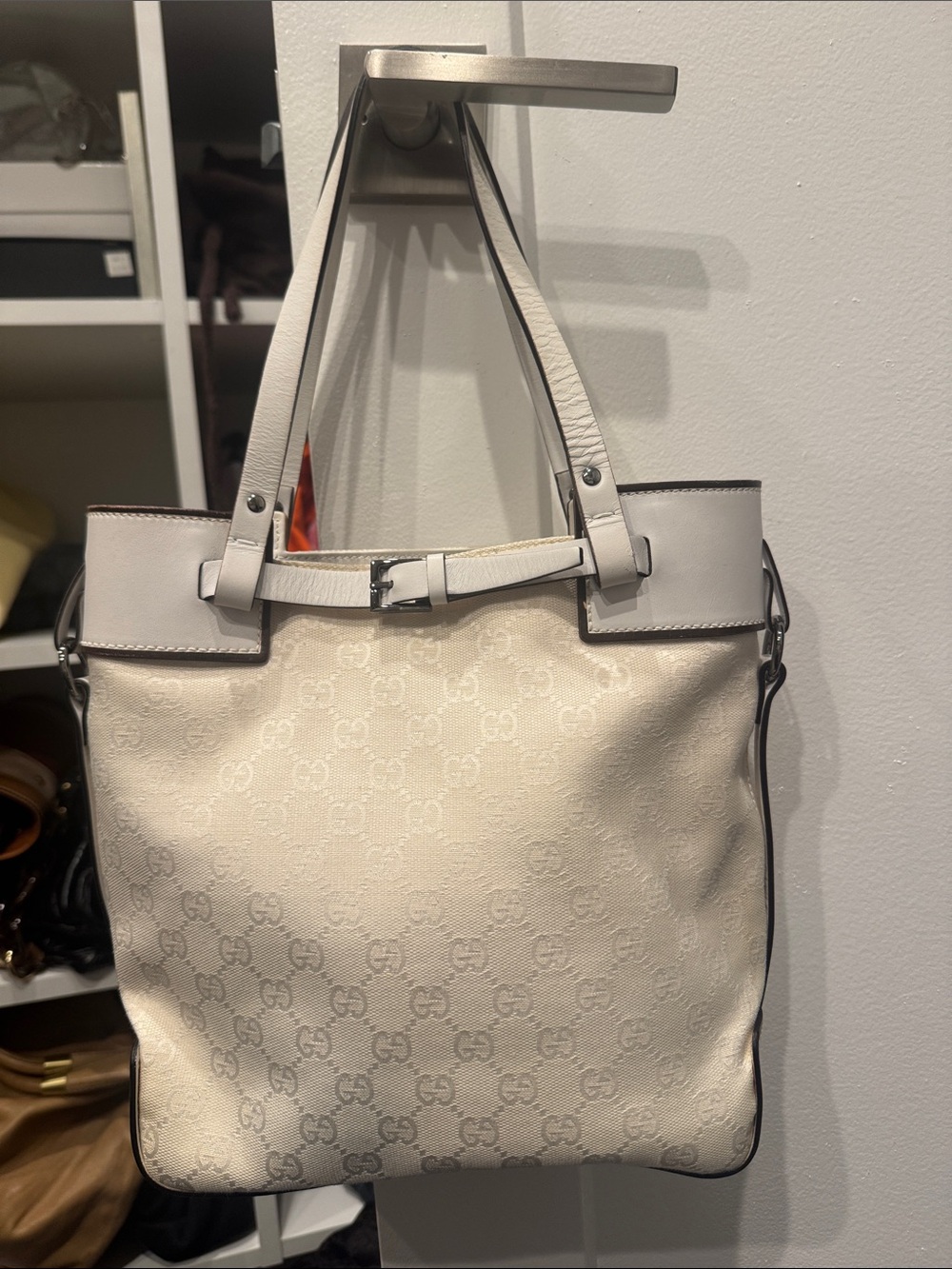 Gucci Abbey canvas buckle tote